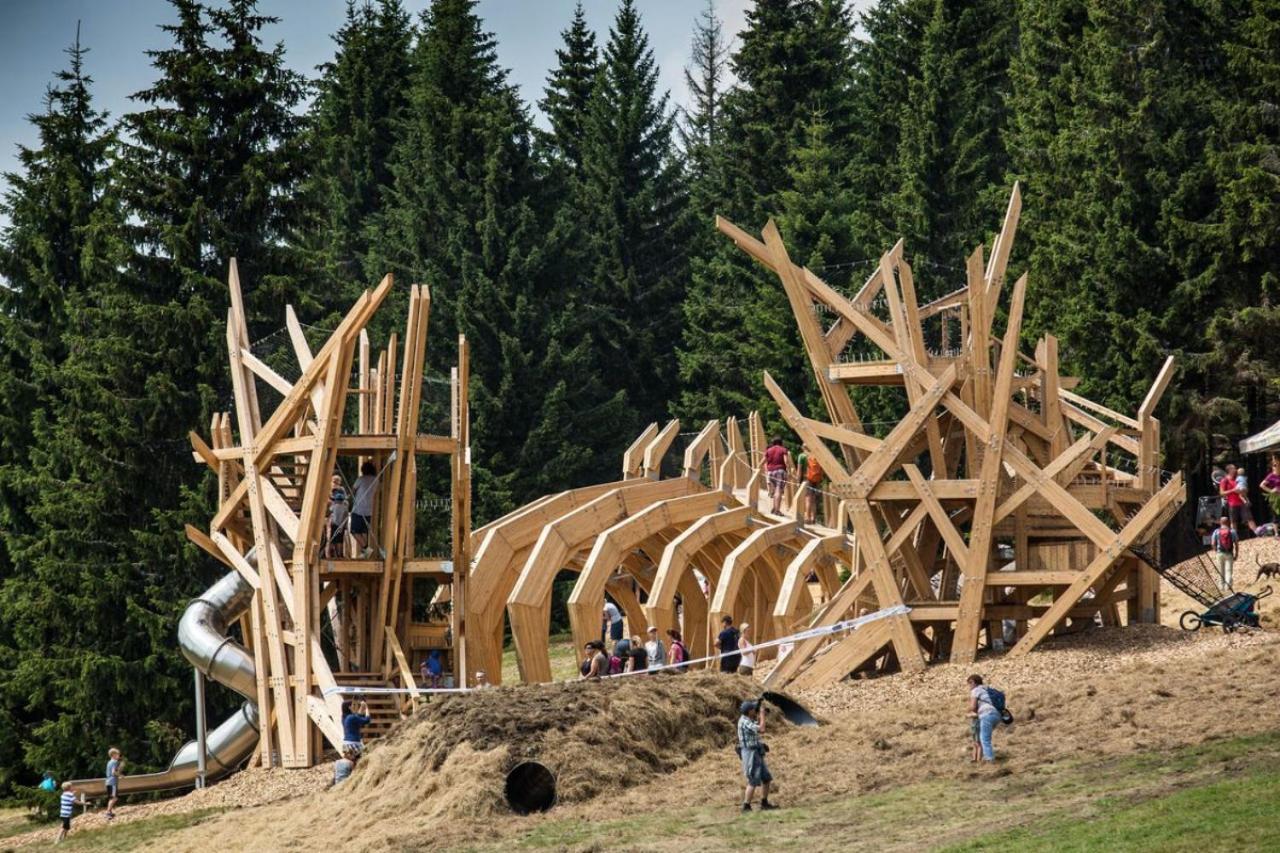 Ski & Bike Apartmany Svoboda nad Upou Luaran gambar